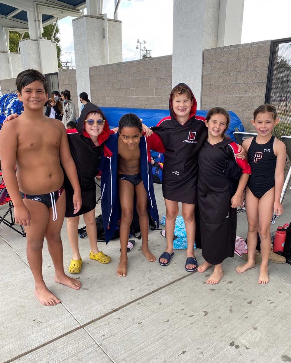What does summer mean?? More WATER POLO! 🤽🏻‍♀️🤽🏼‍♂️ #summer #waterpolo 

What does Summer 2022 look like for you?