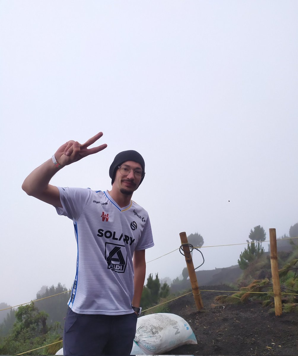 SLY Elpi ⚔️🏸🃏 tweet media