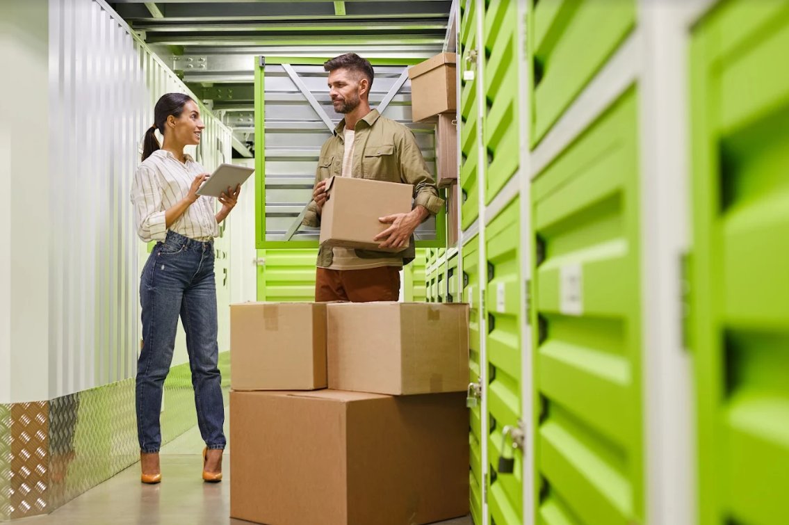 EZStorageSTL's tweet photo. EZ Storage St. Louis is your one-stop shop for all your storage rental needs! Head to our website and contact one of our locations today. https://t.co/NOt4iJxeRS https://t.co/G2UwMcYCSR