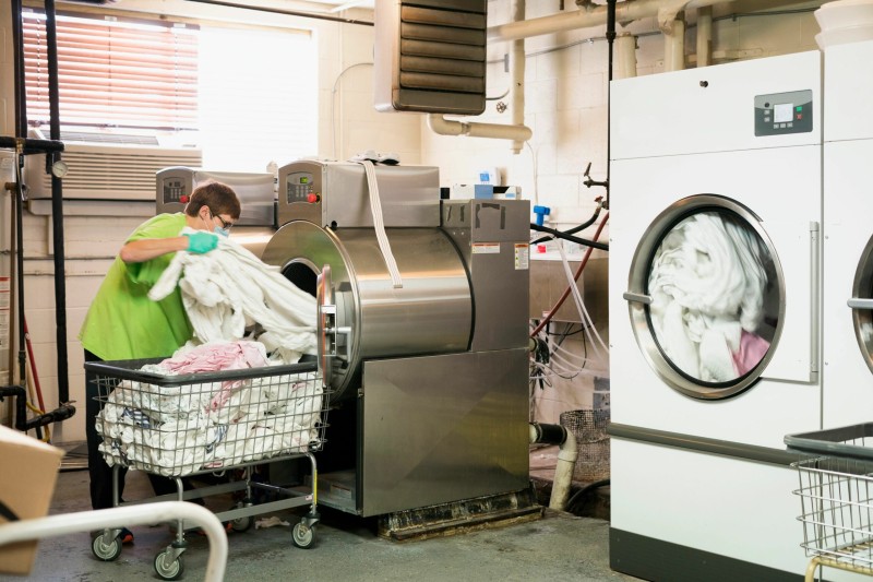 MetroLaundry247's tweet image. UniMac commercial laundry equipment is the answer to all your on-premise laundry needs. Equipping your laundry room with high-performance machines means a greater throughput, premium quality results, &amp;amp; superior efficiency. 
metropolitanmachinery.com/laundromat-equ…
#commerciallaundry #onpremise