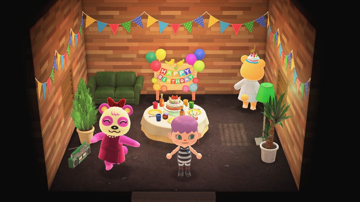 ElderGroveAC's tweet photo. Aww he had a birthday.
#AnimalCrossing #ACNH #NintendoSwitch https://t.co/hWGDXljMRf