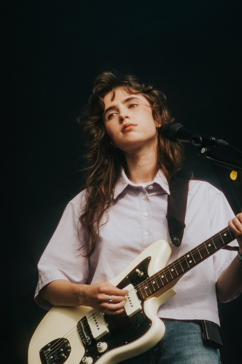 deaniechen's tweet photo. .@clairo @GovBallNYC day 3 https://t.co/yLrxB4PRP4