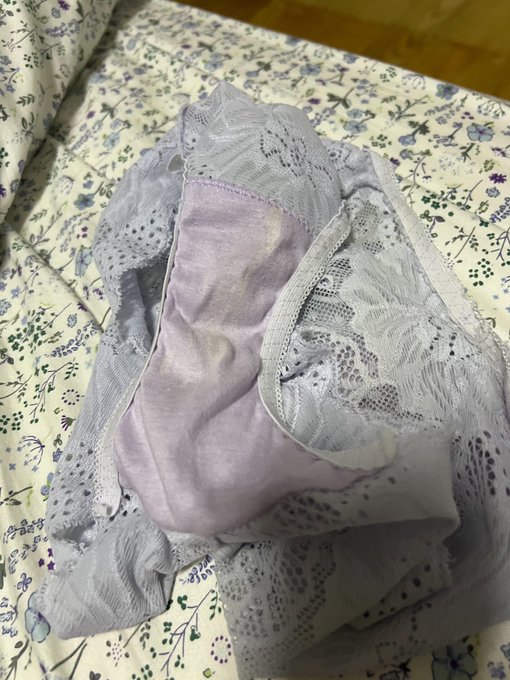 今天的褲褲～  #原味 https://t.co/W02xyzccE9<a href="/tag/%E5%8E%9F%E5%91%B3"class="tags">#原味</a>