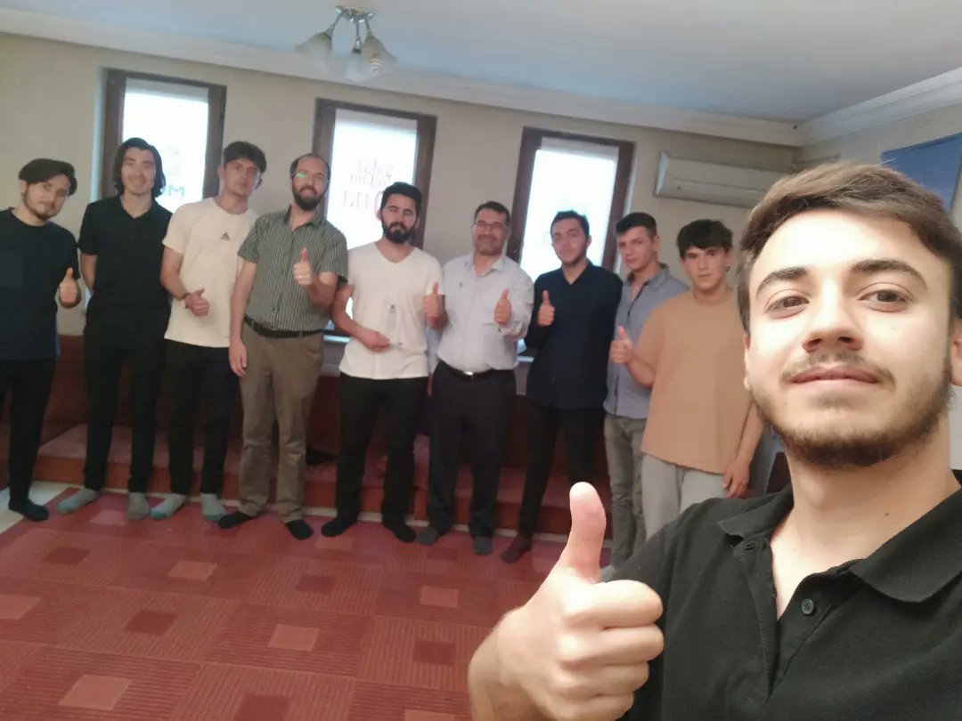 kastamonu_agd's tweet image. Genel Başkan Yardımcımız Metin Yüksel Dinçaslan beyin katılımlarıyla Yusuf Toprak Başkanımıza plaket takdimi yapıldı.
Şube yönetimimizde çeşitli görevlerde bulunduğu sürede &quot;Hayat,iman ve cihaddır&quot;düsturuyla çalışan başkanımız Yusuf Toprak&apos;a hizmetlerinden ötürü teşekkür ederiz.