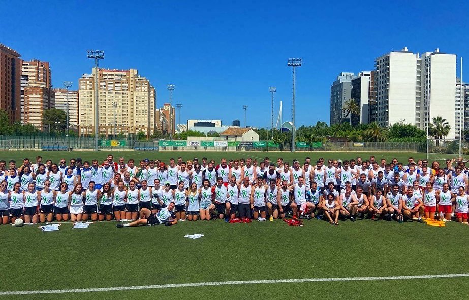 VALENCIAGAAFC's tweet photo. Mental Health Awareness Iberian Championship 🤍 #inthisfamilynoonefightsalone 

This year Valencia GAA &amp; the entire GAA Iberian community wanted to take time to recognise the importance of Mental Health Awareness within the GAA community 
#mentalhealthawareness https://t.co/yvIvSWDYLk