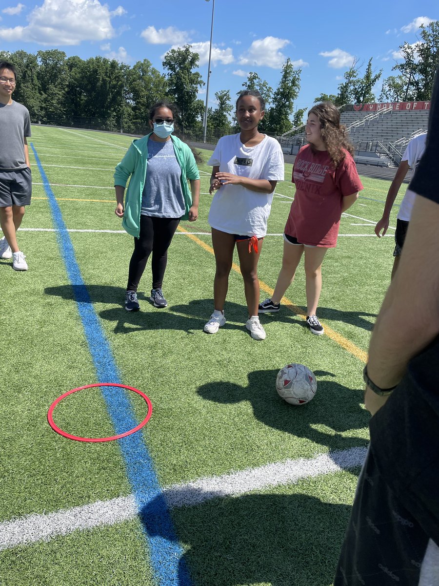 RockRidgeWINGS's tweet photo. After 2 years, we were able to meet in person for Flight Check Day 2022!  A huge thank you all the coaches for making it an awesome day! @RockRidgeHigh https://t.co/FSRcslutUg