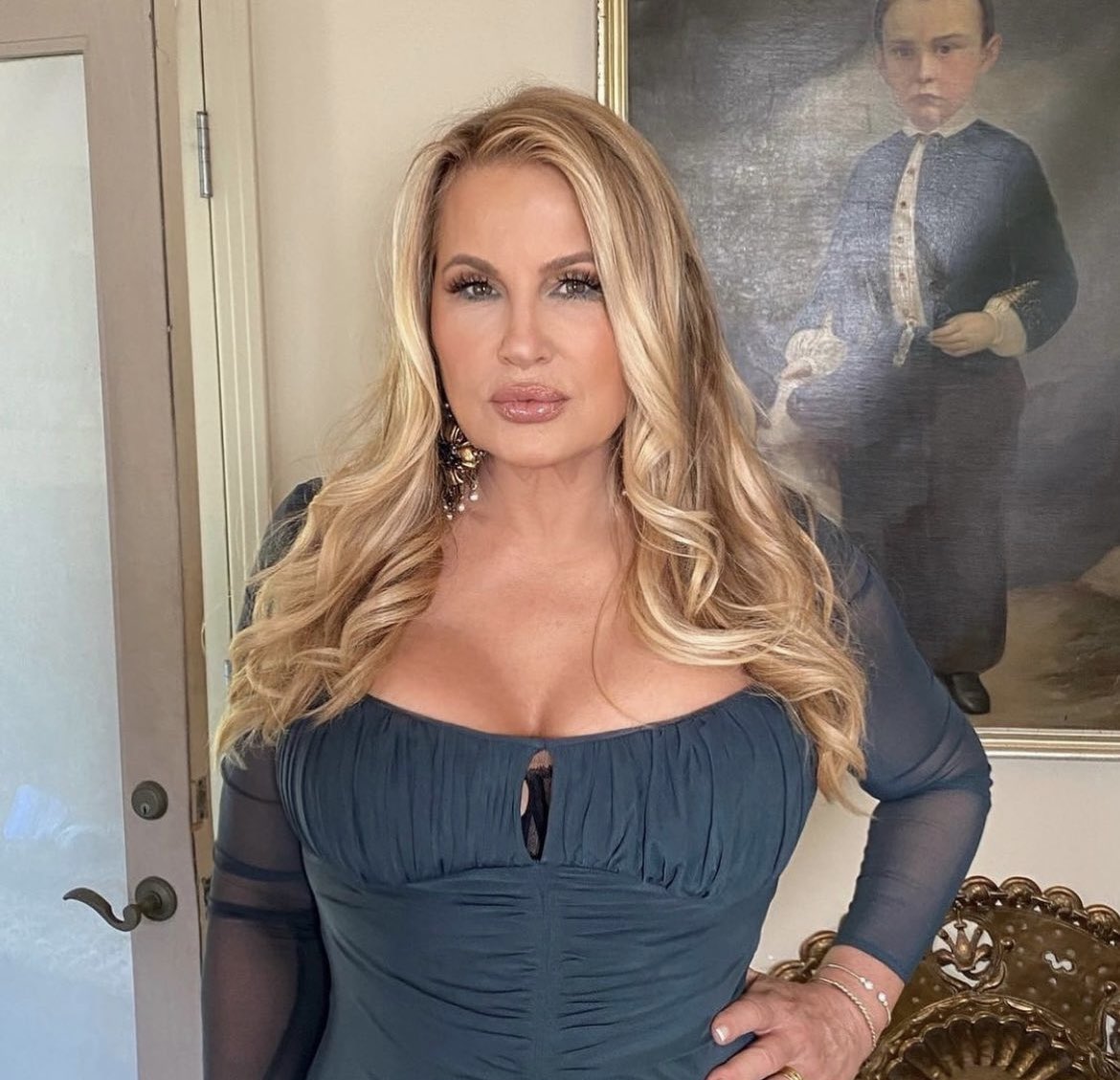 cloutierremix's tweet photo. @JENCOOLIDGE 
Hair: @RichardMarin 
Styling: #gaellepaul 
Makeup: #elienmaalouf 
#hair #makeup #jencoolidge #styling #cloutierremix https://t.co/57o2ldx7RQ