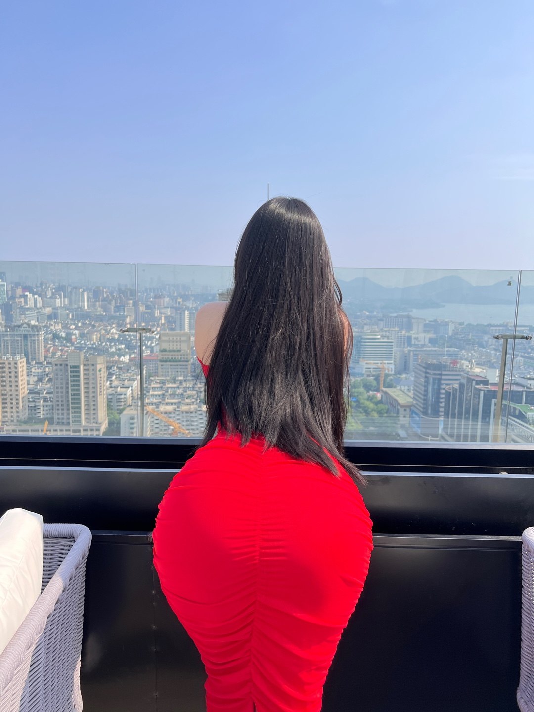 ♠️一个专情的女教练 on Twitter: "别想我,问就是恋爱了,在旅游。#媚黑 #BBC #qos #骚货 https://t.co