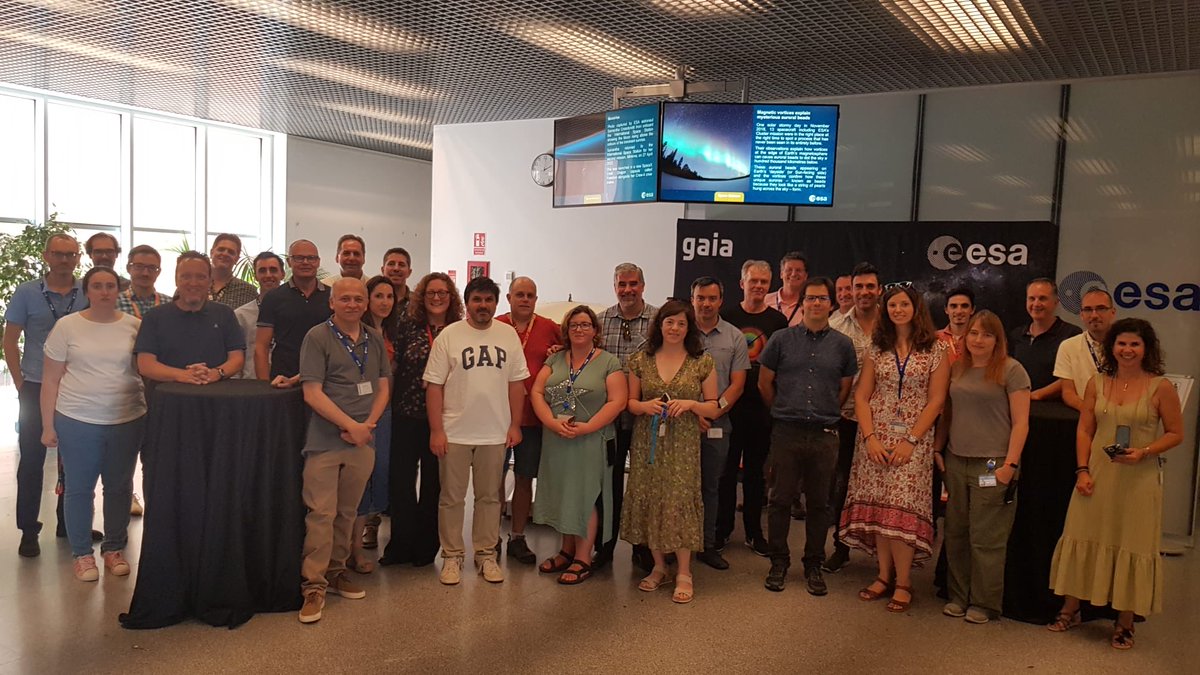 Successful #GaiaDR3. Well done team! ⁦<a href="/Jos_de_Bruijne/">Jos de Bruijne</a>⁩ ⁦<a href="/mhsarmiento/">mhsarmiento</a>⁩ ⁦<a href="/PGLario/">Pedro Garcia-Lario</a>⁩ ⁦@BrunoMerin⁩ ⁦and all the rest