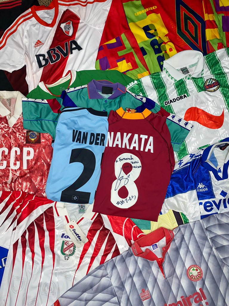 Tunisian Shirts Collector tweet media