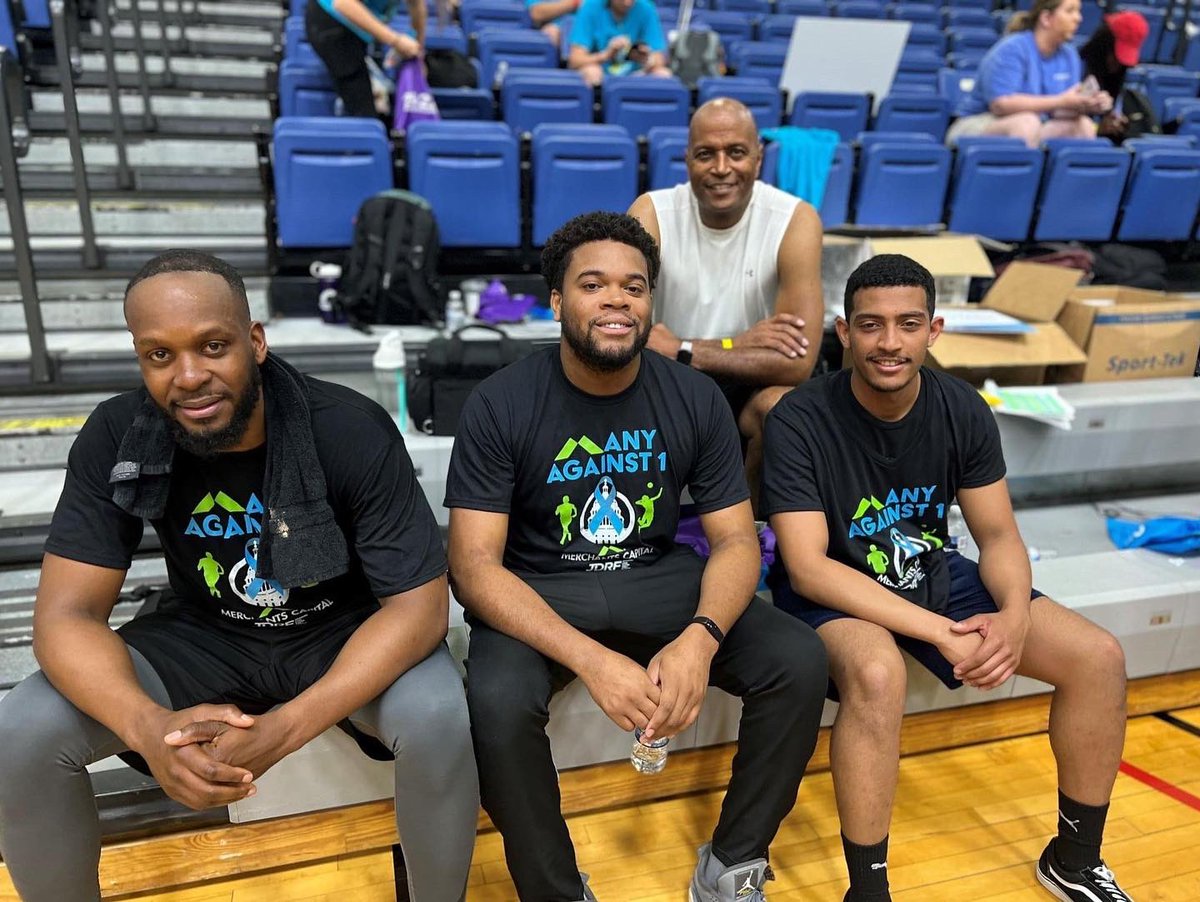 MerchantsCap's tweet image. Members of Merchants Capital’s Washington D.C. office had the pleasure of sponsoring and participating in the 2022 @JDRFREGames held at the @AmericanU campus last week!

#JDRF #RealEstateGames #ManyAgainst1 #T1D #MerchantsOnTheMove #WashingtonDC