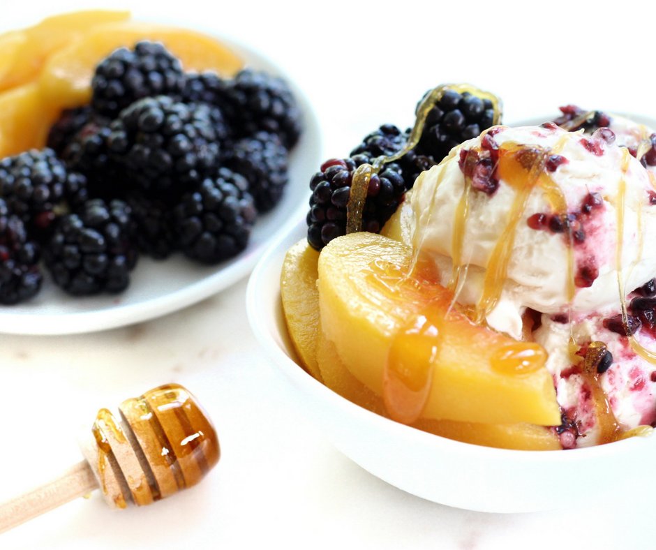 Treat yo self after a hot and humid run with this Bourbon-Honey Drizzled Berry Peach #Dairyfree Ice Cream! 
bit.ly/2uKjHCe
<a href="/StevesIceCream/">Steve's Ice Cream</a>