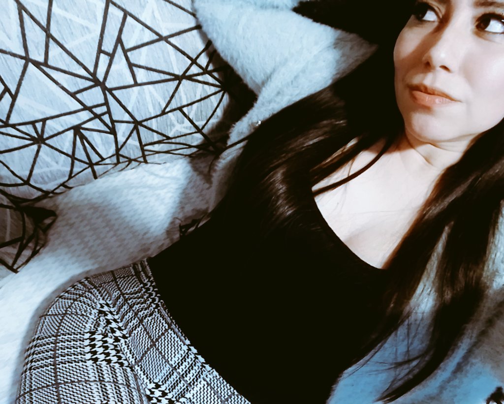 Debihhhh's tweet image. Me pasé jajajaja, no mentira 🤣🤣