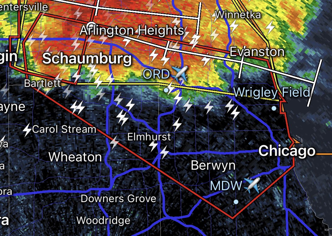This red polygon is the area where the Tornado WARNING is in effect. If you live in the path of this storm seek shelter immediately in the lowest level of your home, away from windows. #ilwx #Chicago