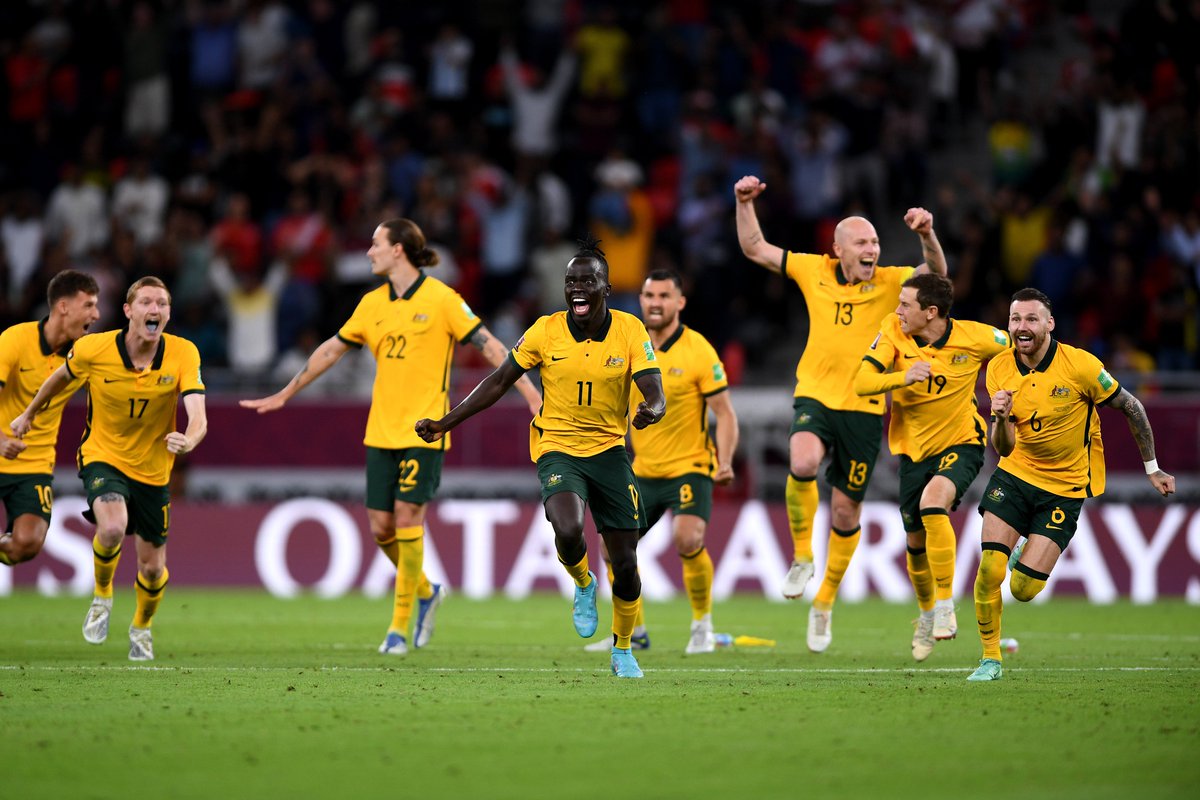 📸 The moment the Socceroos qualified for their fifth straight World Cup.

💚💛

#AUSvPER #AllForTheSocceroos