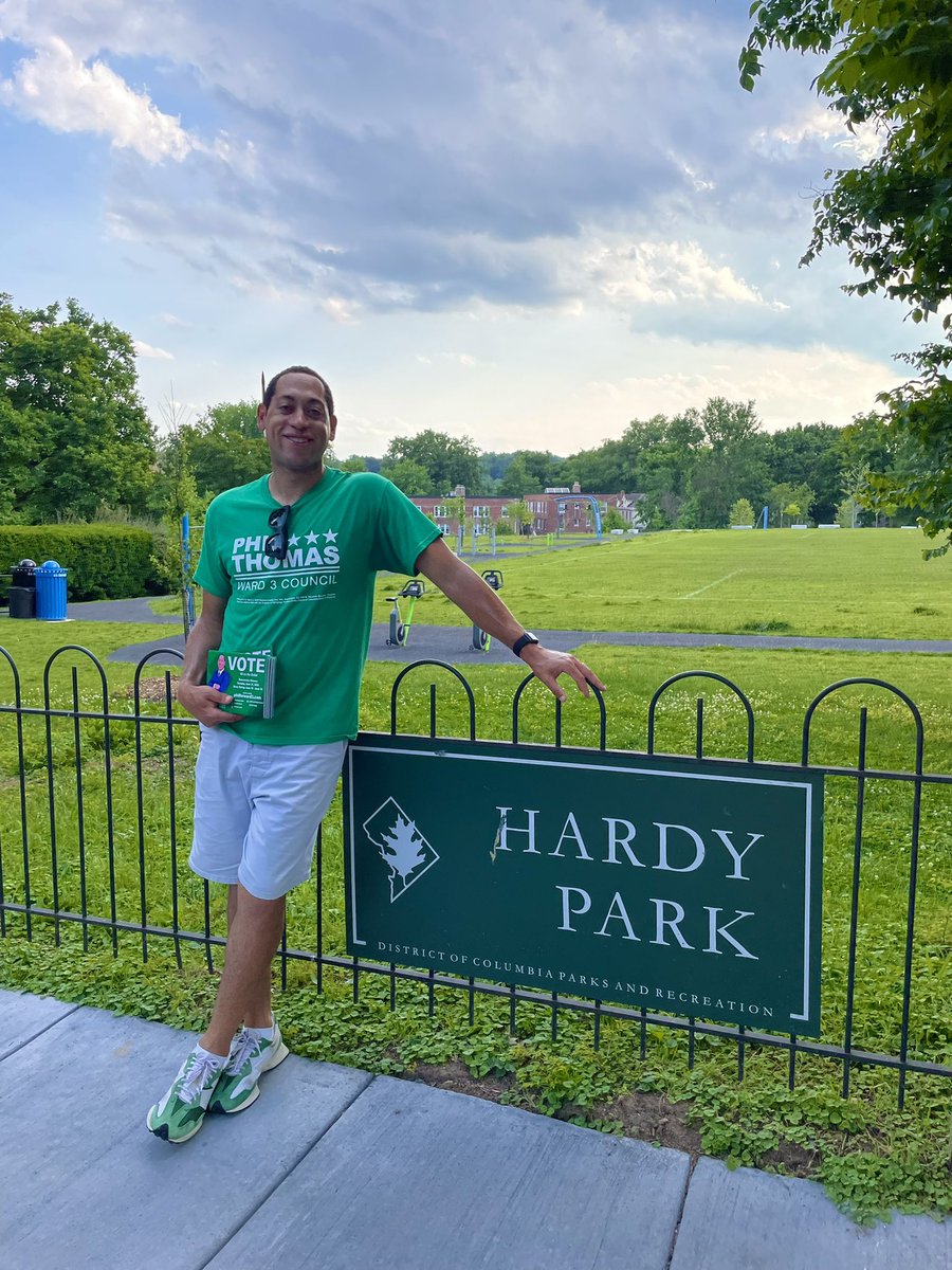 PhilForWard3DC's tweet photo. While canvassing in Foxhall today, I talked to many residents that feel strongly about saving Hardy Park, and I agree. I worked with the community for 4 years to get this park built, and I don’t want to see that progress go to waste! https://t.co/W1TZrMw1c7
