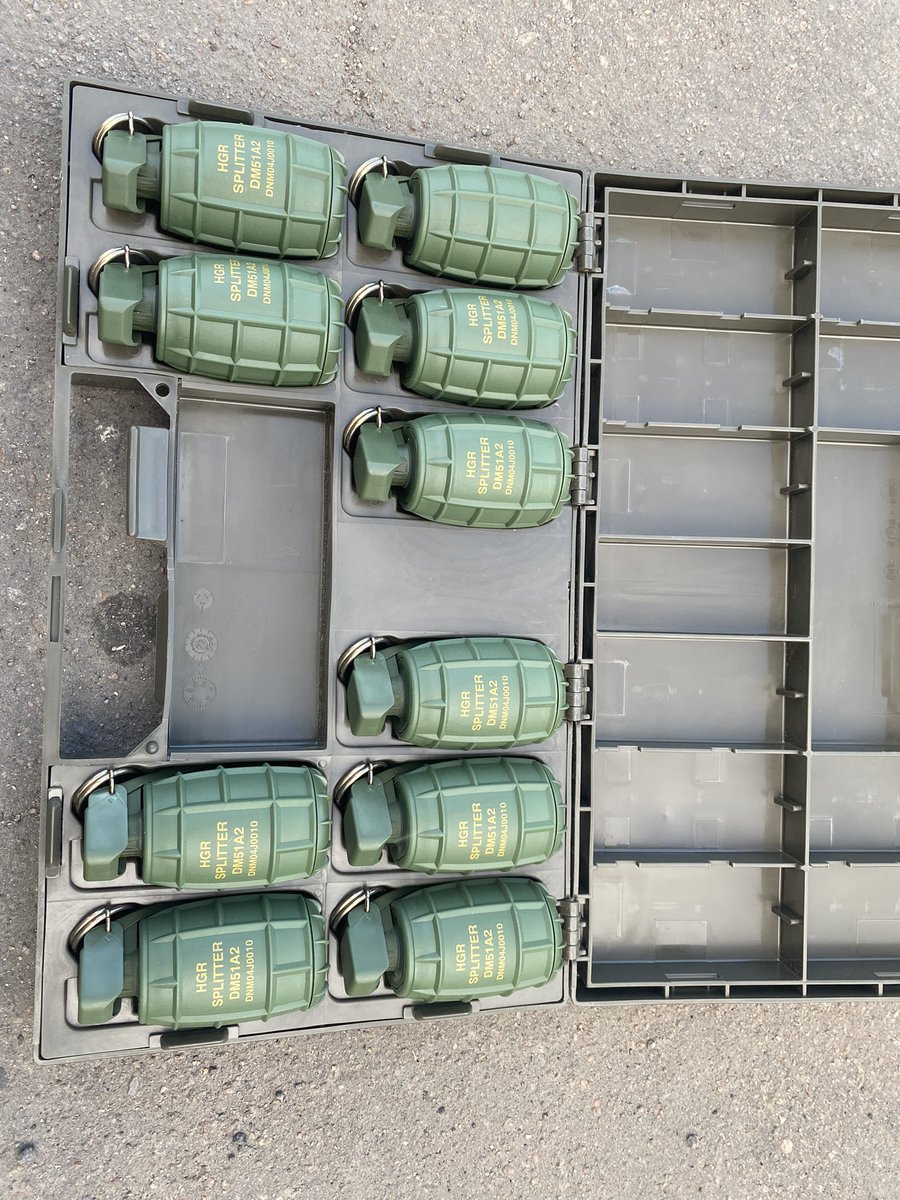 KhansaAva's tweet photo. Received and using already German hand grenades DM51A2. 

Same principle as our grenades, but a bit more advanced. Can be either offensive or defensive - you can change, our old Soviet grenades can only be one way or another, can’t change.
#SlavaUkraini https://t.co/TwsFgzUeqH