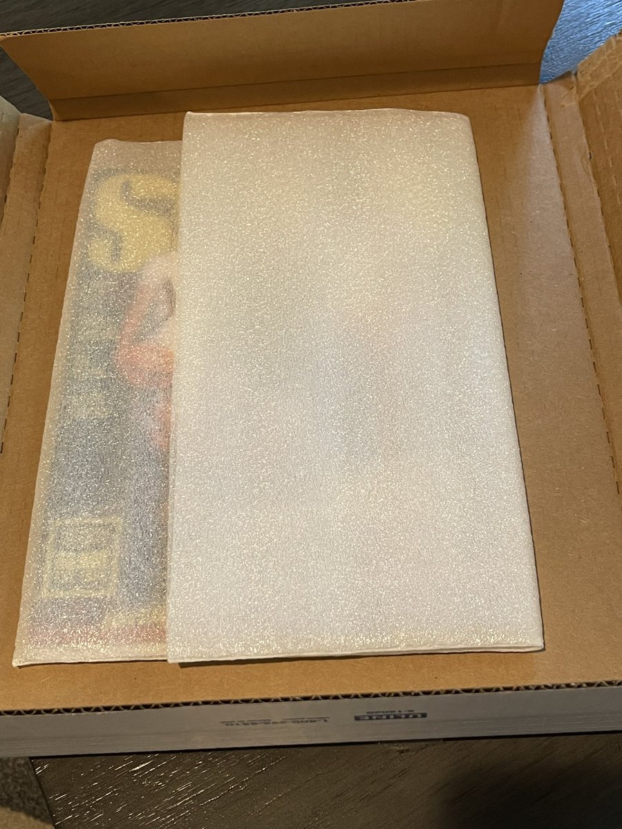 ForrestLAlton's tweet photo. I may have splurged a little on this special edition SLAM cover (9 of 94). Gold plated in honor of the National Champs. Yo, @dawnstaley you have a gold sharpie or I need to bring my own?
#networth #goldonly #Gamecocks 🏆🏀 https://t.co/w3MMGn80hM