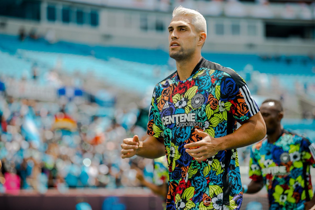 Seguimos firmes 😤🔋 sumando y ganando en casa 🏟 gracias a los fans for el apoyo 🔝😎👏