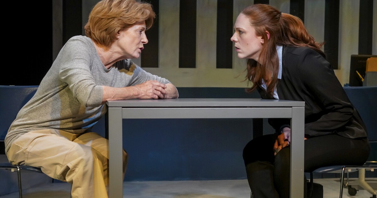 Review: Roustabouts' edgy, well-acted 'Iron' twists the narrative on why women kill - The San Diego Union-Tribune sandiegouniontribune.com/entertainment/…