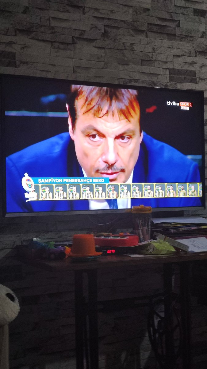 💛💙💛💙😂😂 <a href="/FBBasketbol/">Fenerbahçe Beko</a> #YellowLegacy