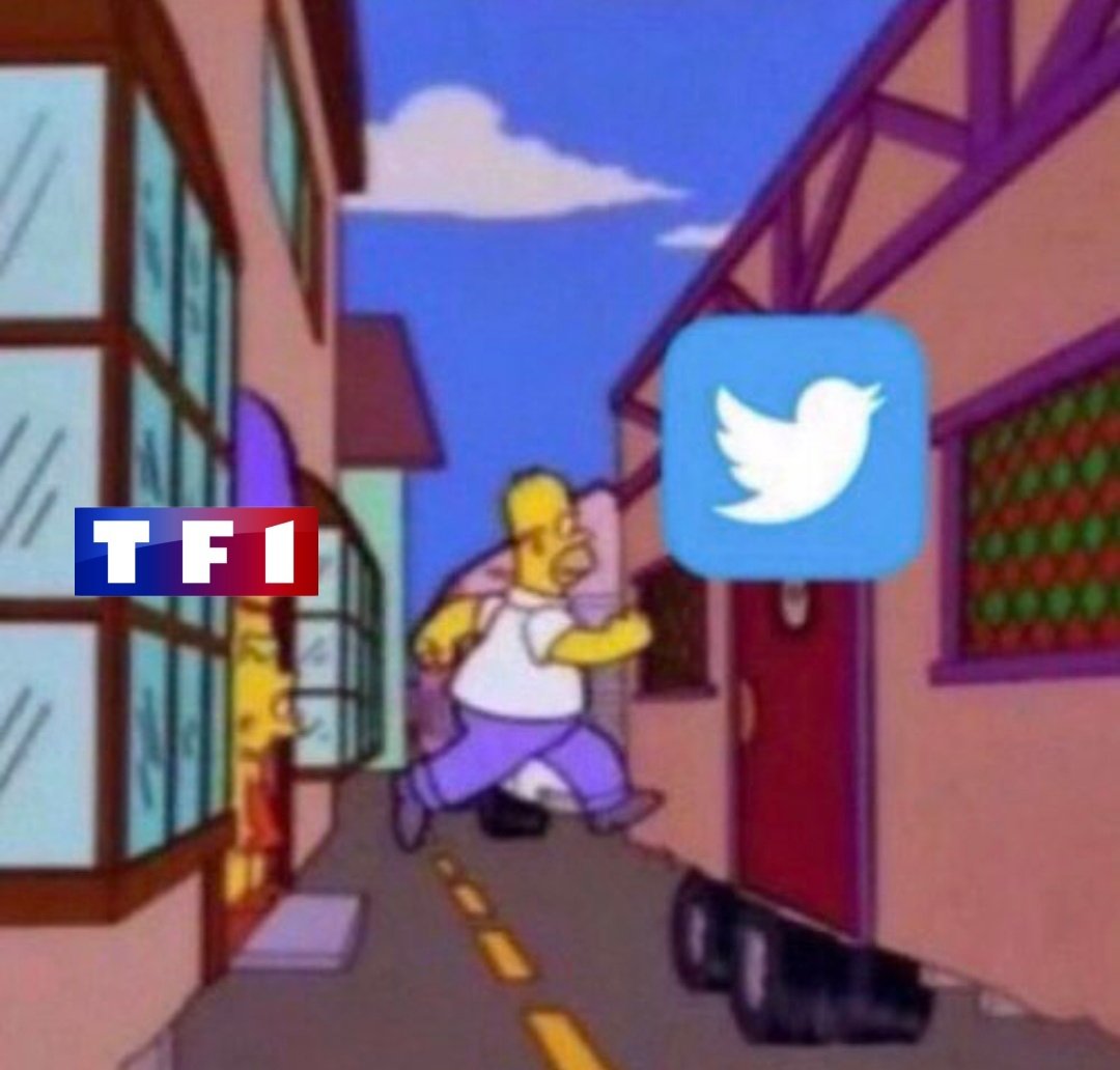 pastore_77's tweet photo. Toutes la France a la mi-temps #FRACRO https://t.co/k4YP15n7en