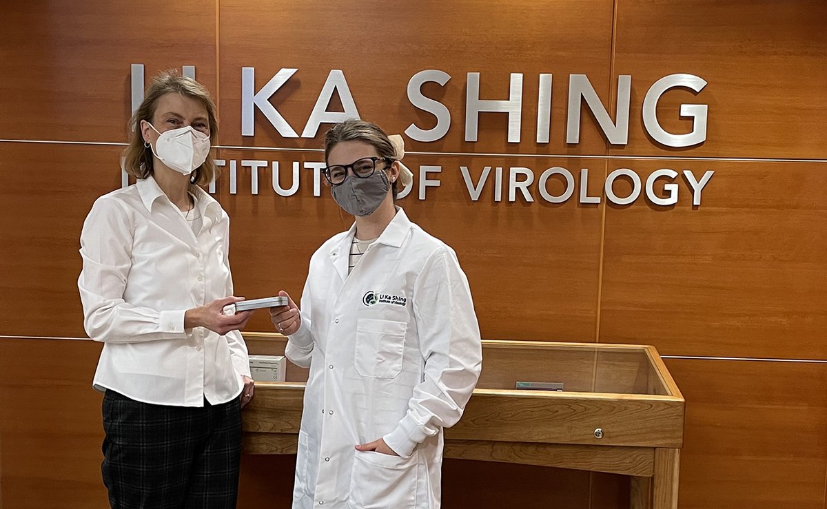 LKSIoV's tweet photo. Today, Justine Kniert, the 2nd winner of our contest at #csv2022, modelled her LKSIoV lab coat. It looks great on you, Justine @justinebrooke_! https://t.co/9BCUOhdn3R