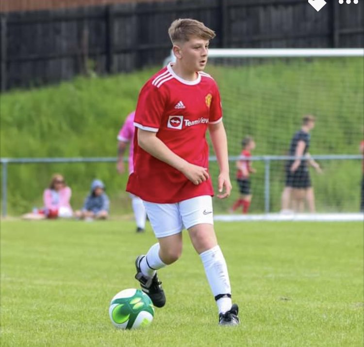 lthomas14's tweet photo. @DavidMay04 Here he is…my boy Logan who replaced you! He enjoyed it from start to end when he jumped on the bus for a lift home with you all! https://t.co/A8fzK1SmoW