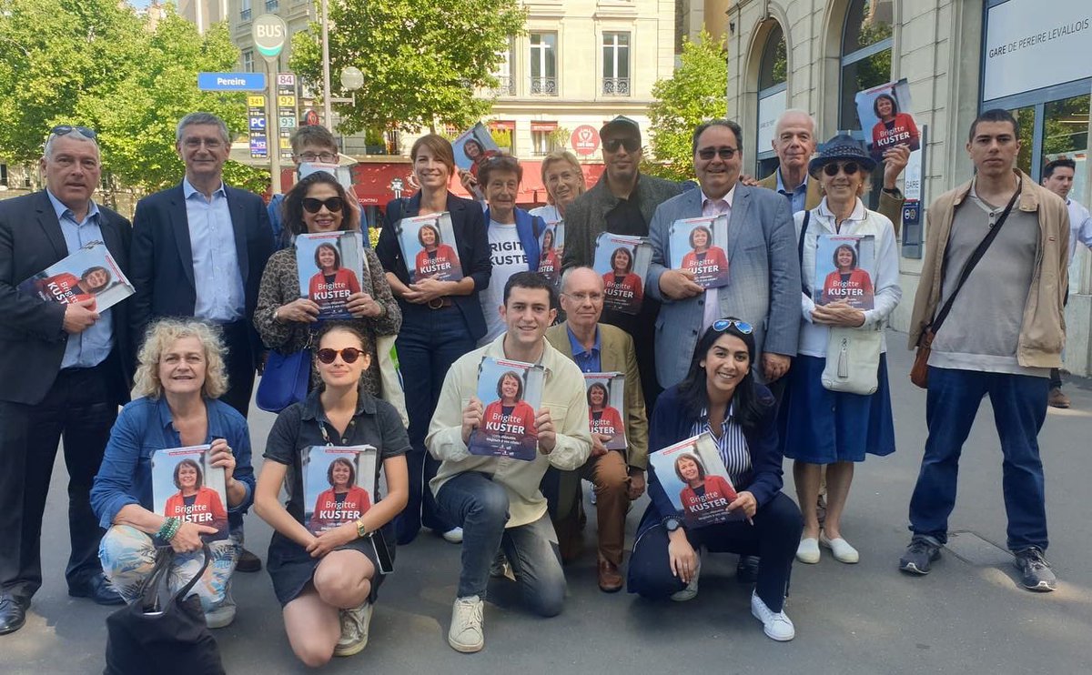 brigitte_kuster's tweet photo. #legislative2022 qu'on se le dise la @TeamKuster ne va rien lâcher !! 🚀 Une mobilisation décevante au 1 er tour mais un moral d'enfer pour continuer de porter nos #convictions et faire que l'équilibre démocratique ait lieu à l'@AssembleeNat. #droite https://t.co/QdorxLYtt3