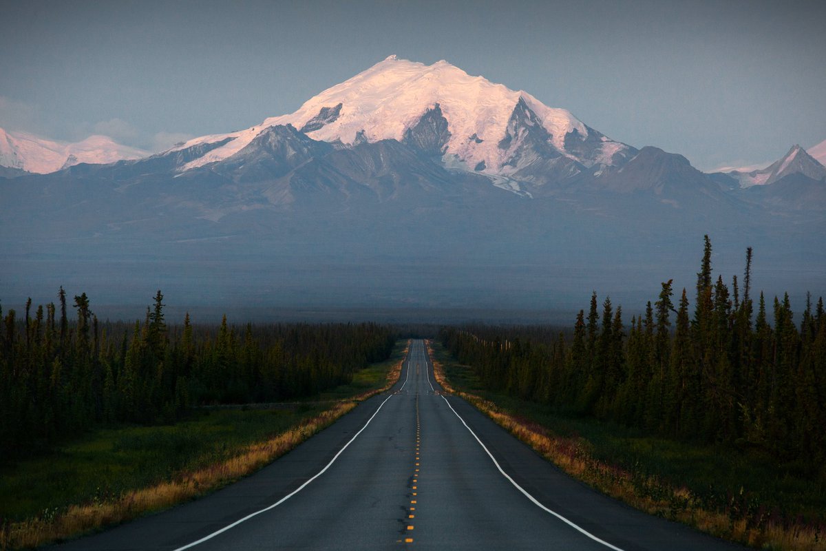 ElliotHawkey's tweet photo. The awe inspiring mountains of Alaska 🏔 https://t.co/7dhNUzyS9z