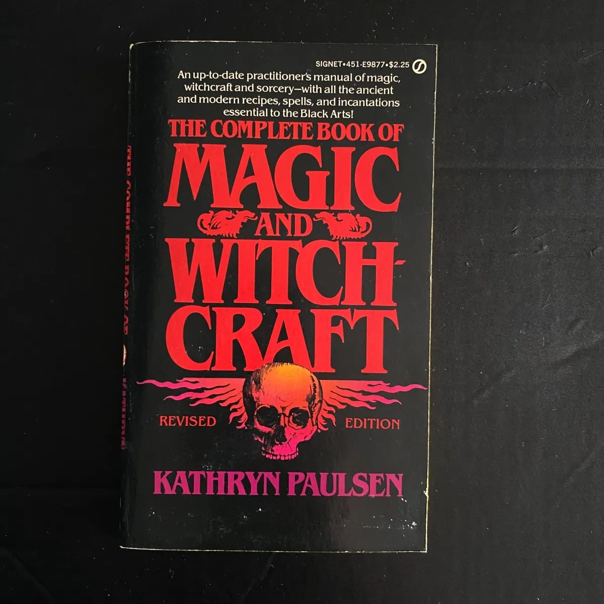 Super scarce edition 🔥 

alldatalostbooks.co.uk/shop-1/ols/pro…

#alldatalostbooks #occult #occultbooks #occultism #satanism #paganism #occultbookseller #witchcraft  #montaguesummers #witchcraftbooks #traditionalwitch #witchyvibes #witchybooks #goldendawn #ukbookstagram #bookworm #blackmagic