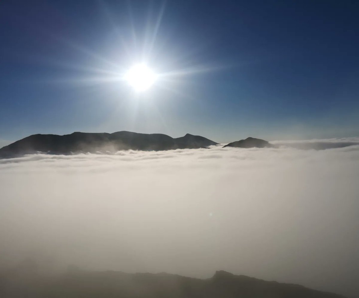 kev_russ's tweet photo. Beinn Tharsuinn last Sunday morning. Inversion &amp; Brocken Spectres galore. #getoutside #outandaboutScotland #mytiso https://t.co/8HfkQKzyHr