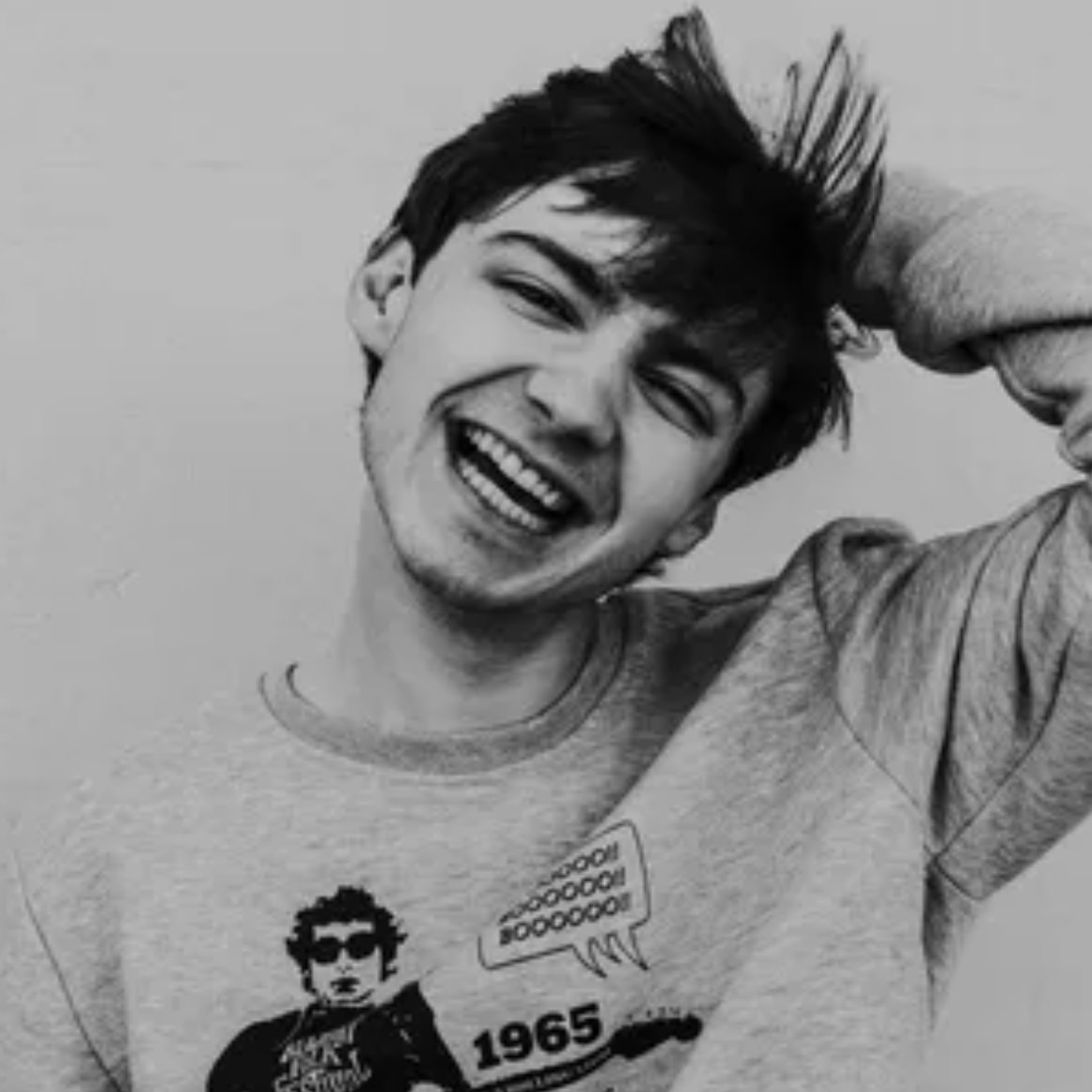 martha_b_show's tweet image. #wiilliamhinson and his band will join TMBS this Thursday at the @ReevesTheater! #danacooper and #wendyhickman also join so don't miss it. Tix at marthabassettshow.com

Check out his latest serving of pop goodness: youtu.be/WOjzDYDIt_4