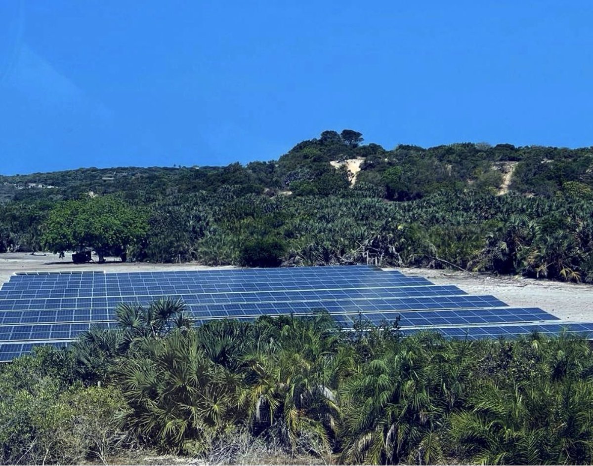 Going Green - We switched to fully #solar energy at Azura this past year, with the first #Tesla powered solar facility in Mozambique.
All part of our commitment to reducing our #carbon footprint. We also introduced a carbon offset program for our guests for their travel to Azura.