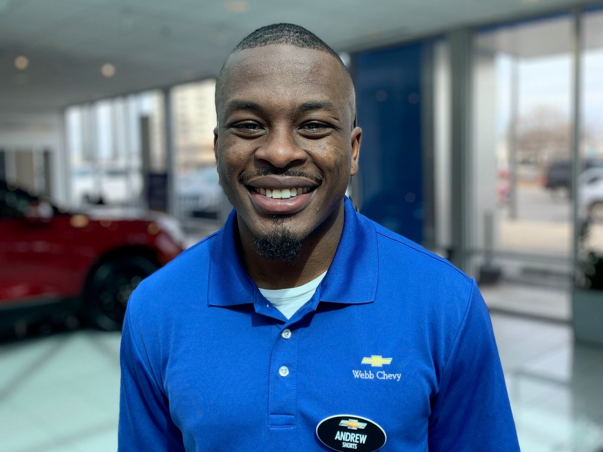 WebbChevy's tweet photo. Please help us congratulate our Sales Consultant of the Month, Andrew Shorts. You can visit Andrew at Webb Chevrolet in Oak Lawn! Let Andrew help you with your car buying experience today! Thanks for all of your hard work! #Webbchevy #Webbautomotivegroup #WebbFamily 🚗😀 https://t.co/8P0Vyu1dD2