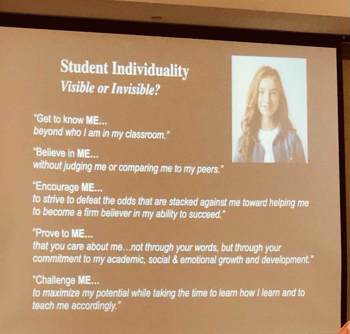 ShantelFarnan's tweet photo. Equity nonnegotiables shared by ⁦@PrincipalKafele⁩ at #mola37. So much great learning today! ⁦@NWRPDC⁩ https://t.co/GoMpiU759B