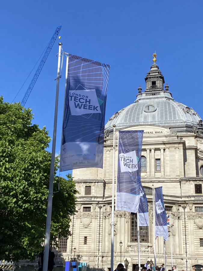 didem_un_ates's tweet photo. Excellent sessions at the #LTW2022 today! Many thanks to all the organizers, speakers, and participants. So much potential & exciting growth ahead!
https://t.co/QQCZcSRMsV
#UKDigitalStrategy #Metaverse #Data #AI #Quantum #Edtech #Healthtech #Fintec #UK #startups
@MayorofLondon https://t.co/HemlIy9UNM