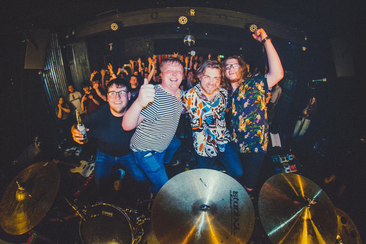 Plastic Glass tweet media