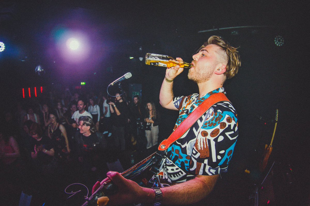 Plastic Glass tweet media