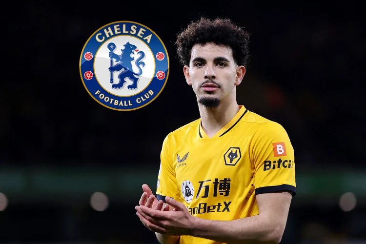 AlGSCCR's tweet photo. 🇬🇧🇩🇿 Chelsea envisage de faire une offre d'ouverture de 25 millions de livres sterling pour le défenseur des Wolves Rayan Ait-Nouri.

Ils recherchent un LWB suite au départ de Marcos Alonso cet été.  #CFC https://t.co/6oeaDSLLYU