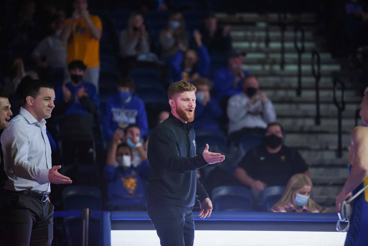 Introducing the next head coach of our program, <a href="/JordanLeen_/">Jordan Leen</a>!

📰 - bit.ly/3QjKgq8

#EverTrue