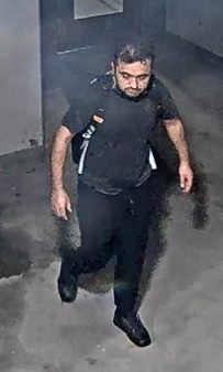 OttawaPolice's tweet photo. The Ottawa Police is looking for public assistance to identify a person who may have information about an ongoing investigation. 

If you can identify this man, please contact the Sexual Assault and Child Abuse Unit at 613-236-1222 ext. 5944. 
#Ottnews https://t.co/p6BWmVRepR