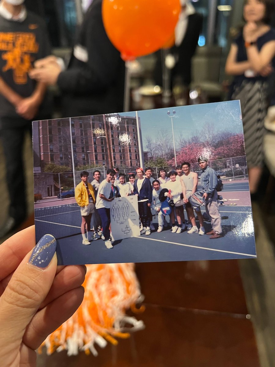UTKGlobal's tweet photo. Last Friday we had an AMAZING time capping off our trip to Japan by celebrating with 46 UT alumni, family and friends! We sang Rocky Top from the top of Tokyo and shared past memories of our time as Volunteers! Go Vols! #UTKGlobal #tokyo #govols #rockytop #GlobalLEAD https://t.co/sejz5GP5Wz