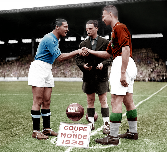 CopaLendas's tweet photo. Giuseppe Meazza, Itália 🇮🇹.
Copa do Mundo de 1938, França.
Campeão Mundial.
1 gol, 4 jogos.
#meazza #italia #worldcup1938 #coupedumonde1938 #copa1938 #campione #leggenda #ilgenio #azzurri #nazionale #squadraazzurra #figc #stadevélodrome #ita #julesrimet #giuseppemeazza #qatar2022 https://t.co/T4PNfwxtUs