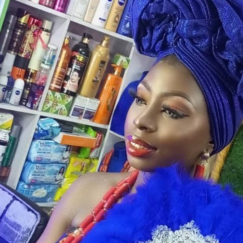 Bellafavour122's tweet photo. #NewProfilePic https://t.co/wlnw43vv0E