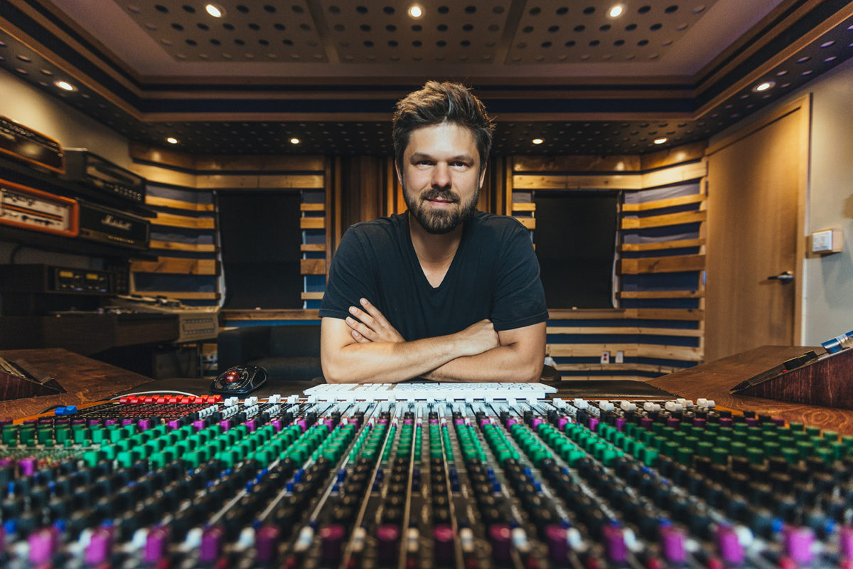 creativebcs's tweet photo. Blue Light Studio champions process, product, & performance opportunities for #BCMusicians. Thanks to funding from #AmplifyBC, @BLSVancouver is increasing its capacity to provide world-class experiences & resources.
Discover more: https://t.co/2OkvNxSvw4 #BCMusic https://t.co/CbK1NK0hjm