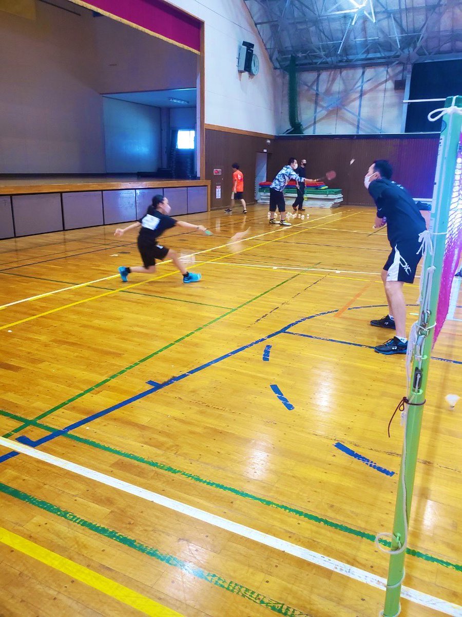 BEST_JBC's tweet photo. 220612野田中根ジュニアさんと合同練習を行いました。午前は練習、午後は試合形式を行いました。ABC大会県予選前という事もあり、試合形式は皆集中して臨めていたと思います。
野田中根ジュニアの皆様、ありがとうございました！
#ジュニアバドミントン
#バドミントン
#合同練習会
#交流
#BEST https://t.co/9bkc2XK43f