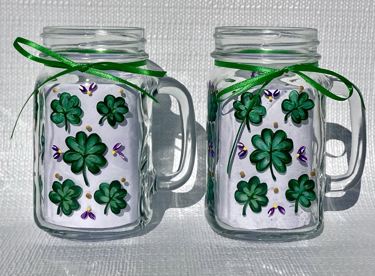 debscrochet: RT @ipaintitpretty: etsy.com/listing/114136… #irishgifts #irishglasses #shamrockglasses #TMTinsta #giftsforher #fourleafclover #etsygifts #etsyfinds