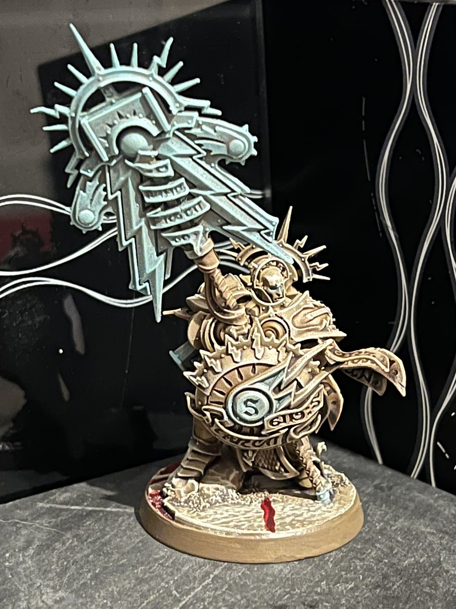 WORGORE's tweet photo. Every army needs a banner to rally to right? The stonecast get their knight vexillor added to their ranks.
#WarhammerCommunity #PaintingWarhammer #miniaturemonday #paintslam22 #ageofsigmar https://t.co/622yMVP0In