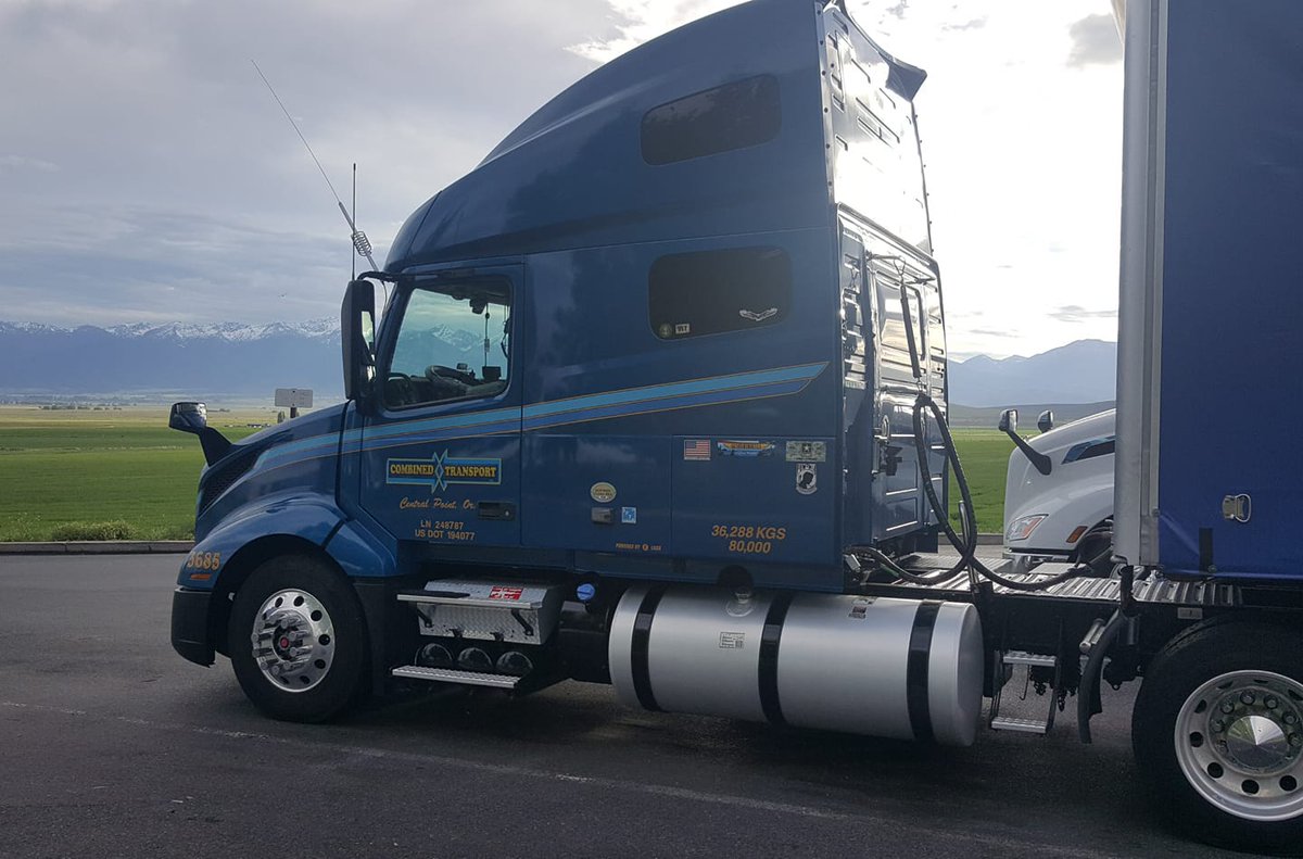 CombinedTranspo's tweet photo. Happy Monday!

Can you recall the first time you considered a career as a truck driver? What made you decide to get in a big rig and hit the road? 🚚💨

📸: Don Mayo https://t.co/SrBAiMIhp4